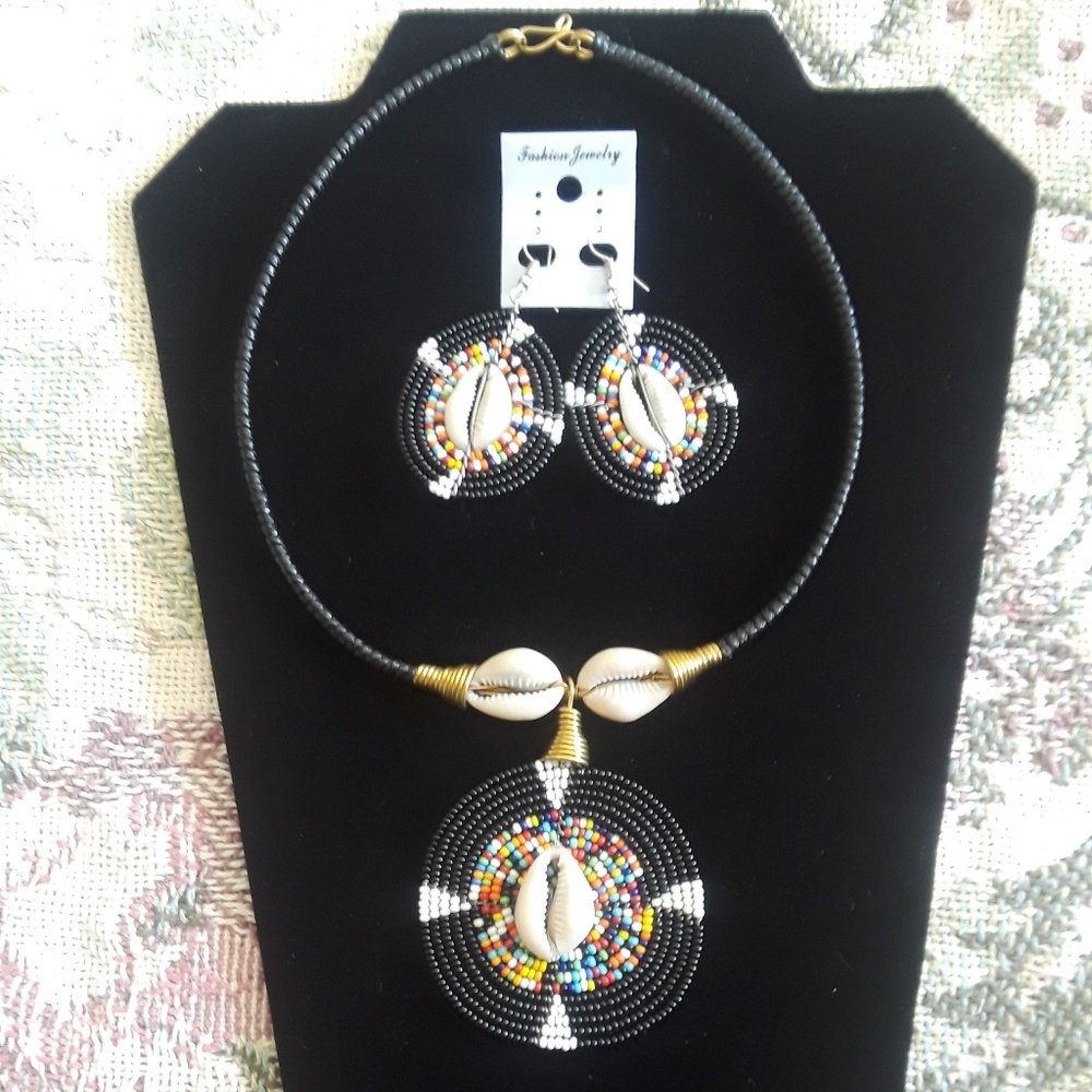 Handmade African Necklace Choker & Earring Set